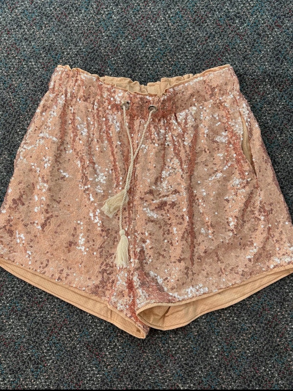 Sequin Drawstring Women’s Shorts — Rose Gold